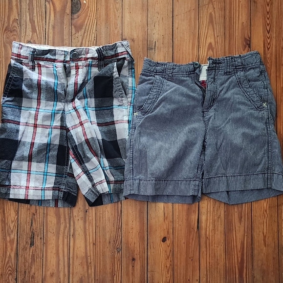 Faded Glory Other - 2 Pair Of Kids Size 6 Shorts. 1 Old Navy Plaid,&  1 Faded Glory Striped Pair.
